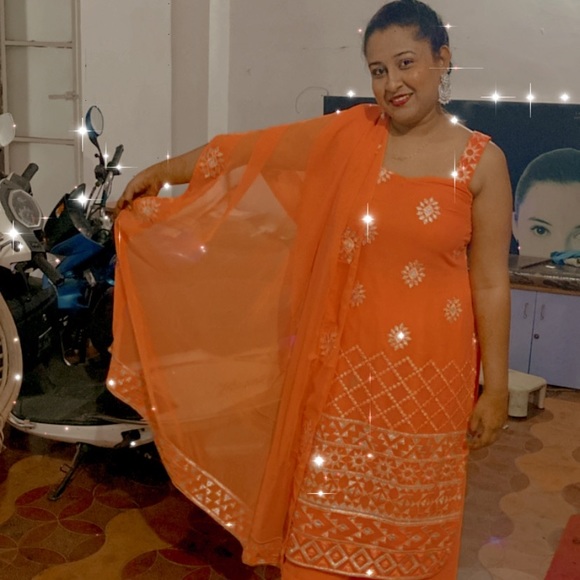 Meet your Posher, Pooja - Picture 1 of 1